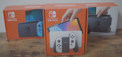 ニンテンドースイッチ　新型バッテリー長時間モデル　使用少