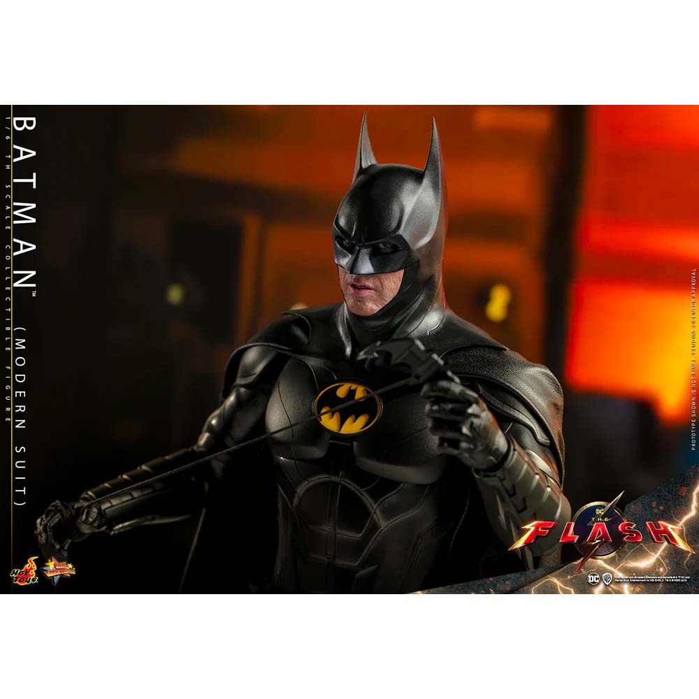 DC Shop: THE FLASH (Movie) Batman (Modern Suit) 1/6 Scale Figure