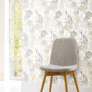 Perennial Blooms Peel and Stick Wallpaper – RoomMates Decor