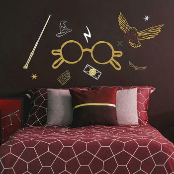 Harry Potter Peel and Stick Wallpaper – RoomMates Decor