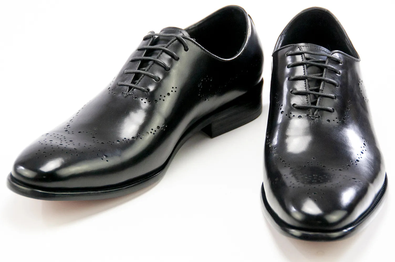 Black Oxford Lace-up with Medallion Design