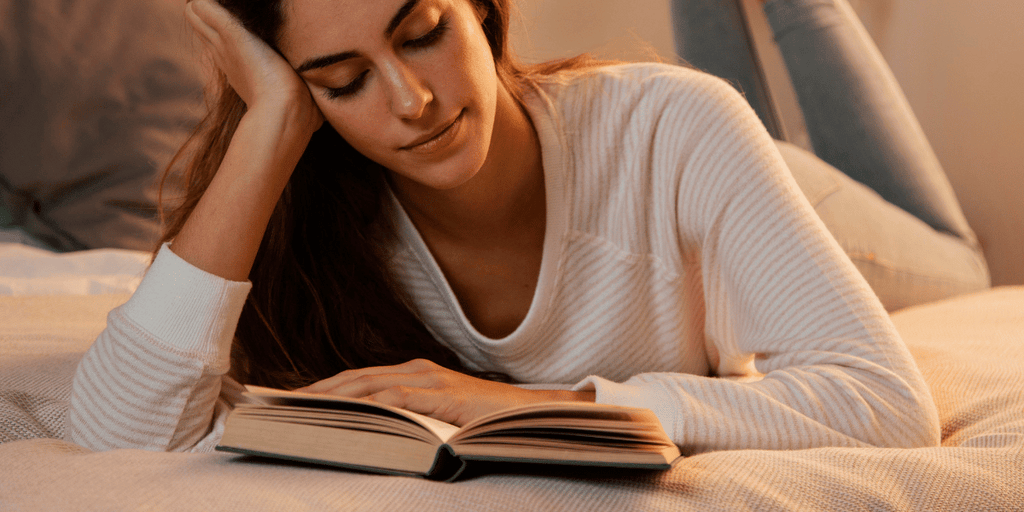 reading before bed is good for anxiety