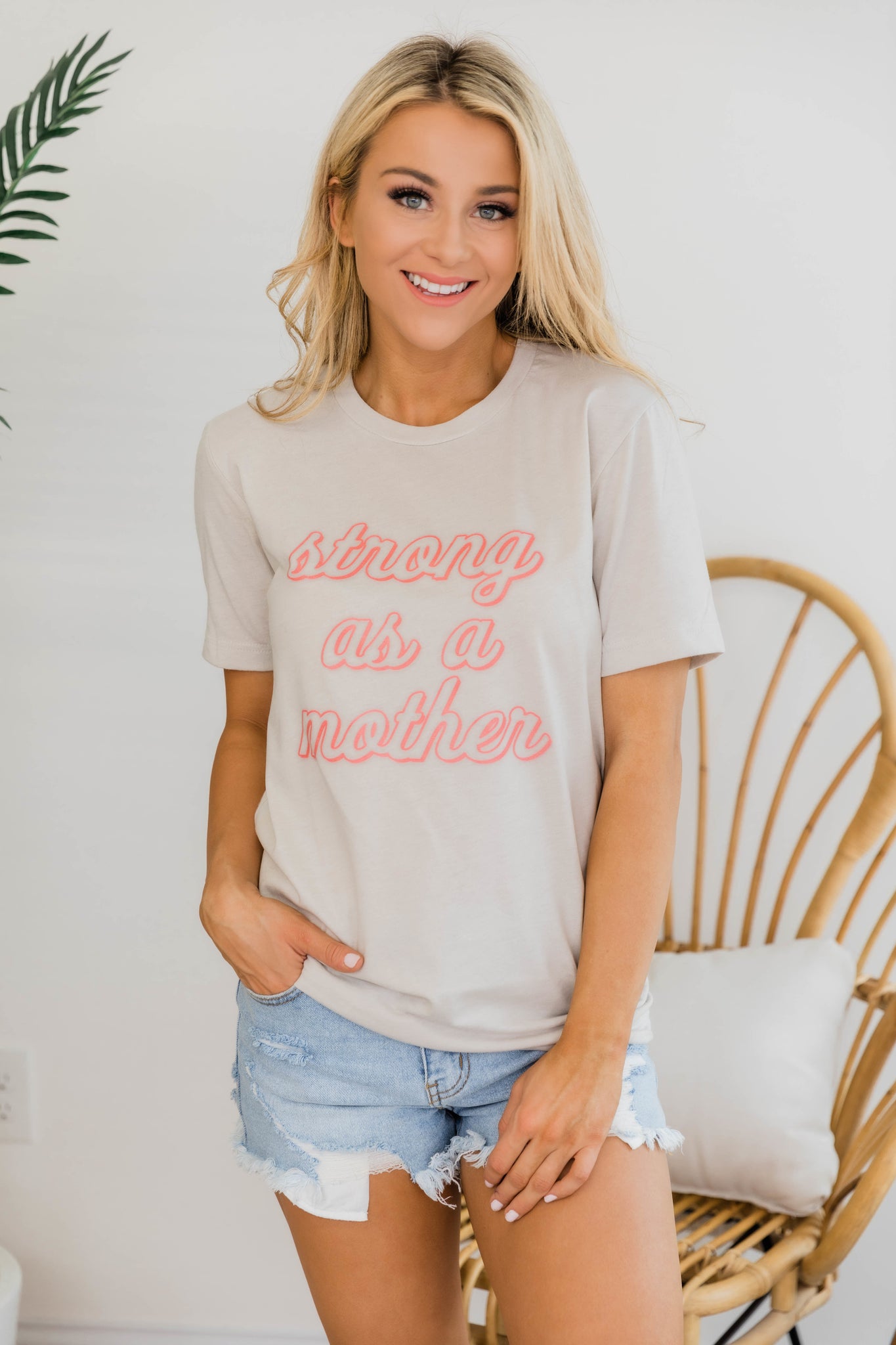 Strong As A Mother Graphic Tee Heather Dust – Pink Lily