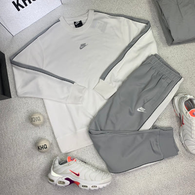 nike reflective tracksuit