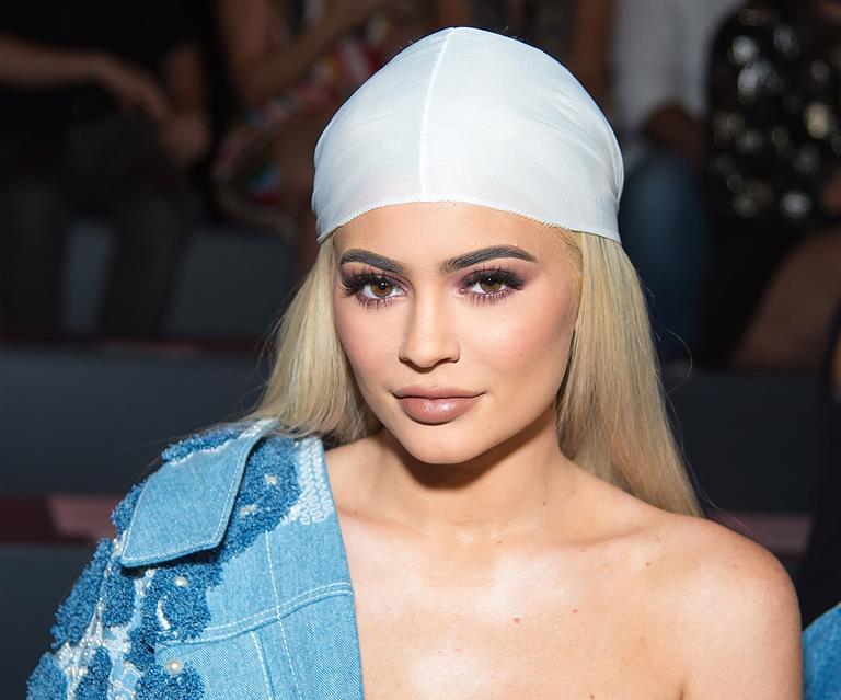 Twitter Is Rightfully Furious About Kylie Jenner Wearing a Du-Rag