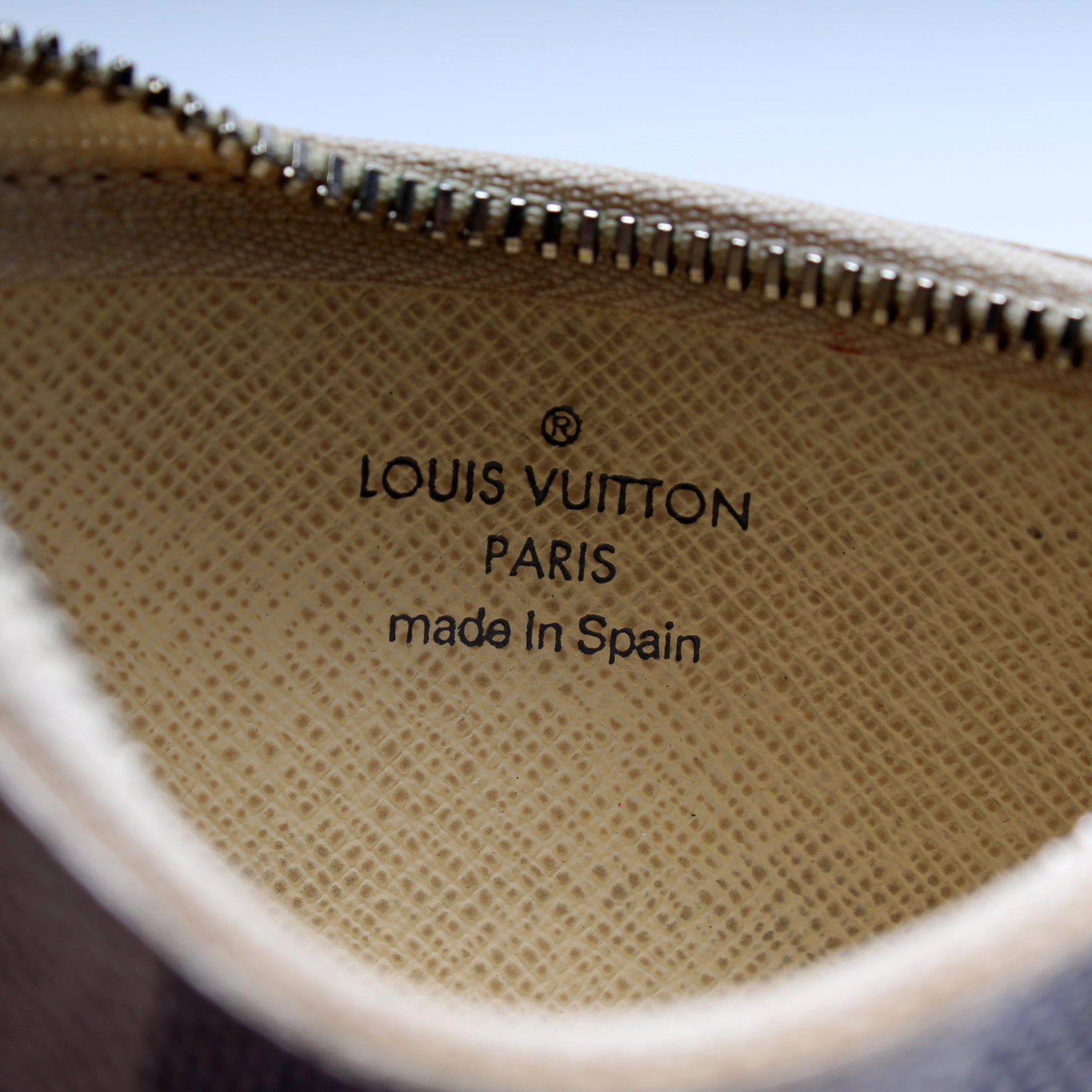 Pochette Cles Damier Azur – Keeks Designer Handbags