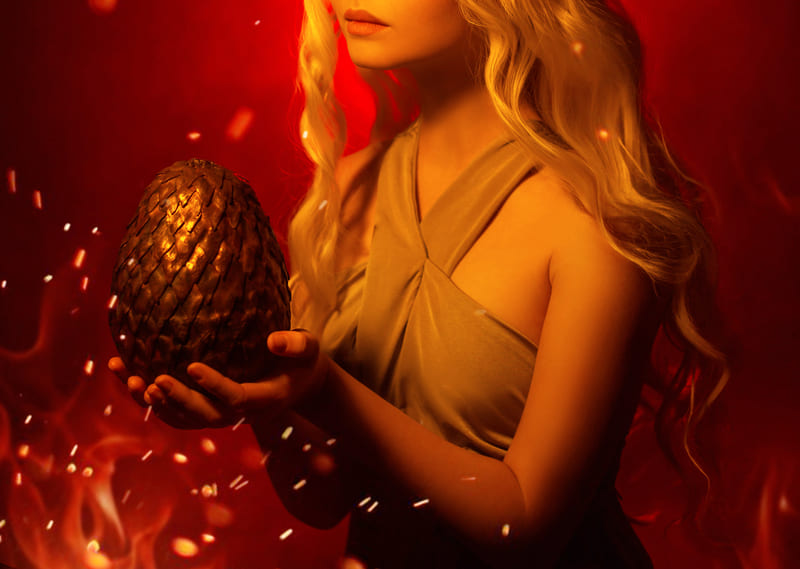 Daenerys et son œuf de Dragon