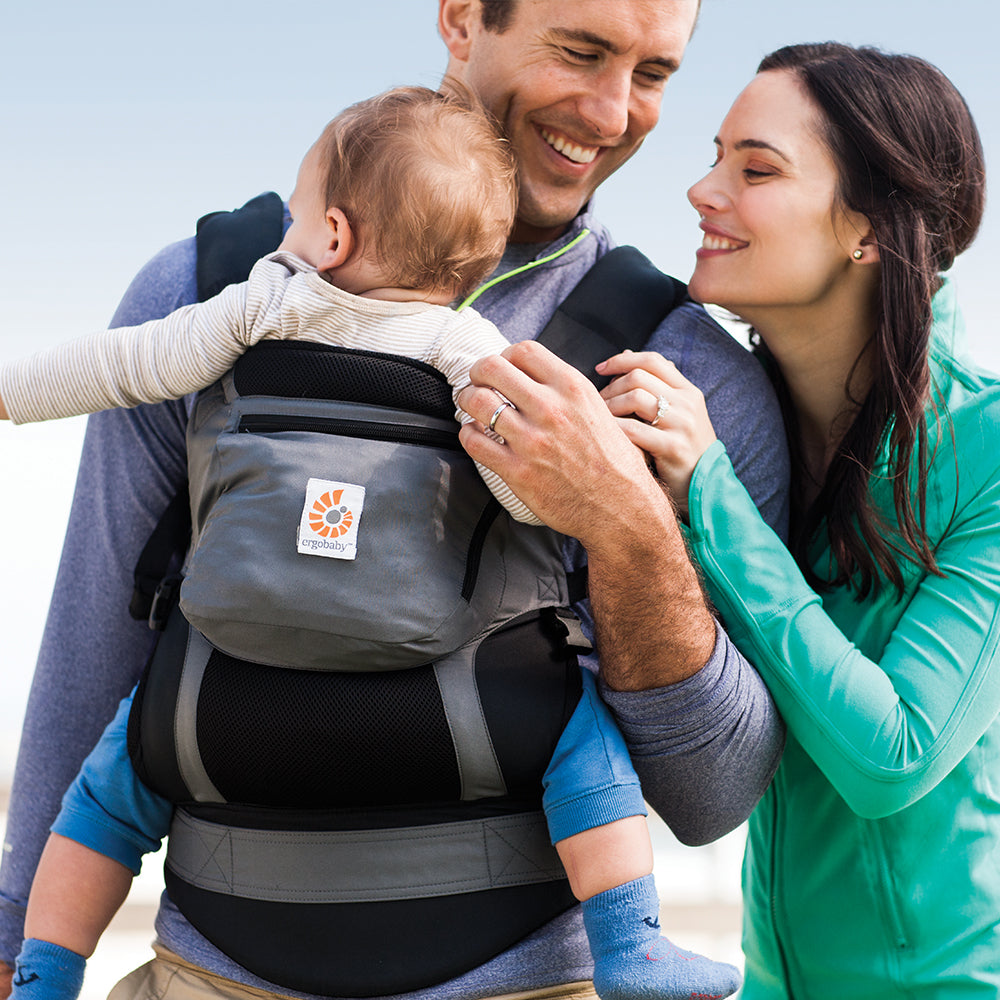 charcoal and black performance carrier ergobaby