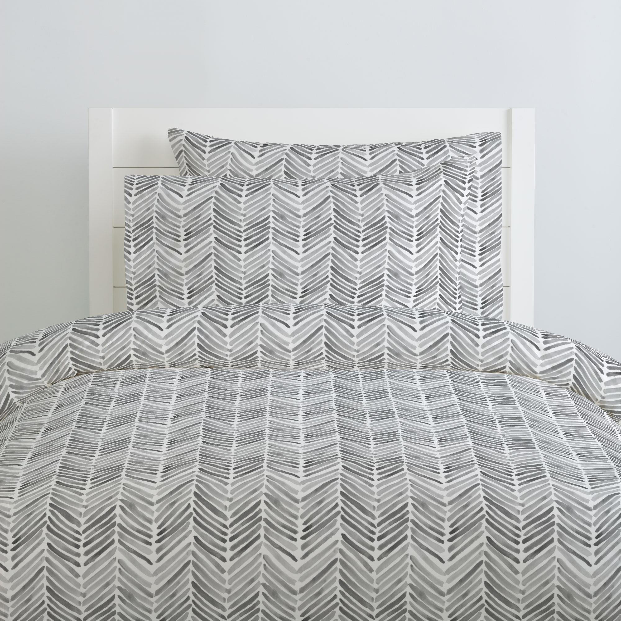 Featured image of post Black And White Chevron Duvet Cover - Design elements and colors can be.