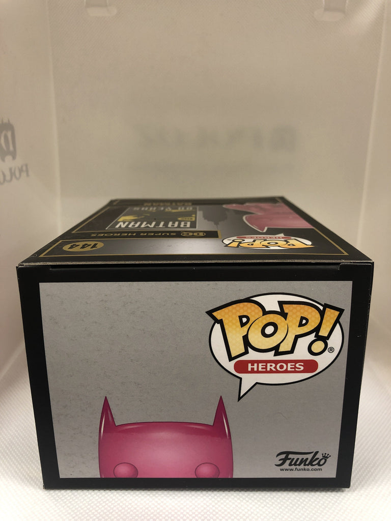 Funko Pop! DC Batman Pink Chrome NYCC Official Sticker Exclusive #144 ...