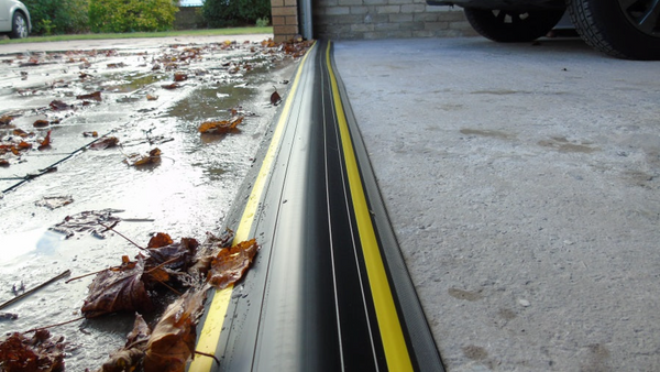 The Benefits of a Garage Door Weather Seal