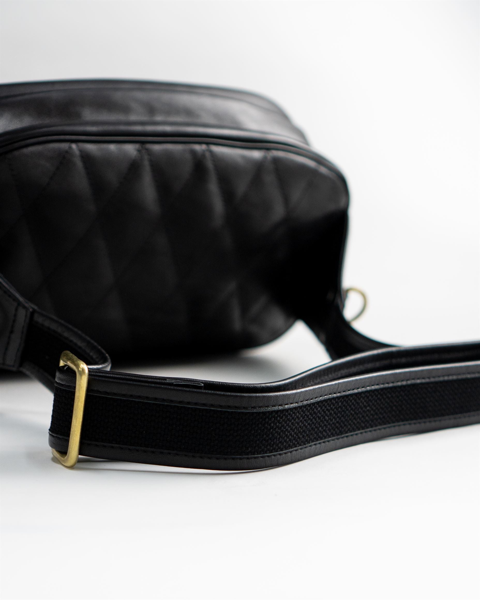 Buco Horsehide Leather Shoulder Bag | BA17111 – The Signet Store