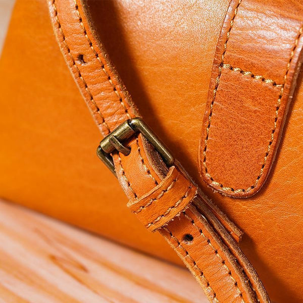 Léa Crossbody Cell Phone Bag Dumpling Shape Genuine Leather Classic Tr ...