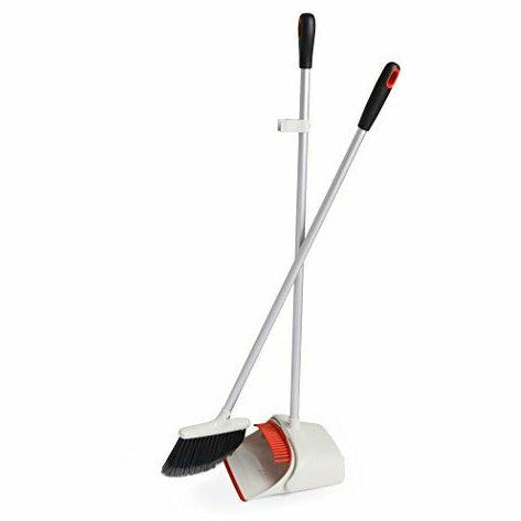 OXO Good Grips Microfiber Floor Duster in Orange - Winestuff