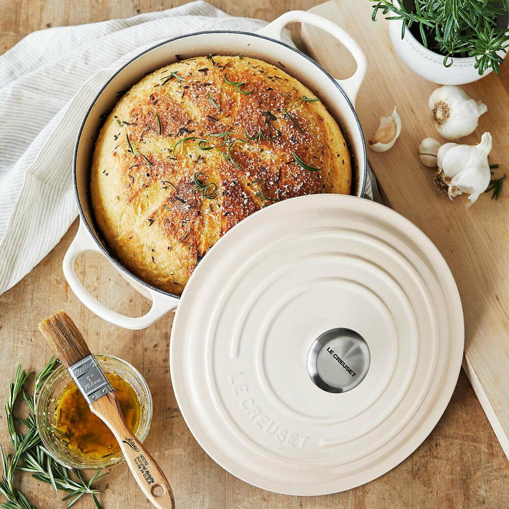 Le Creuset - Signature Oval Dutch Oven - White