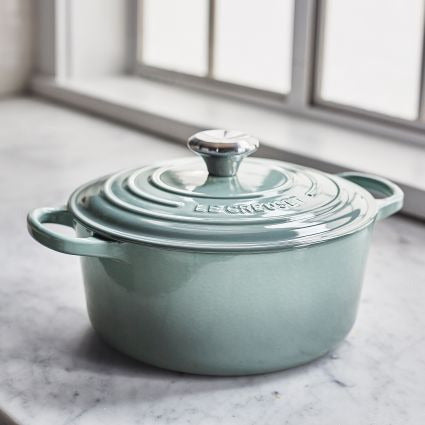 Le Creuset 4.5-quart Round Dutch Oven