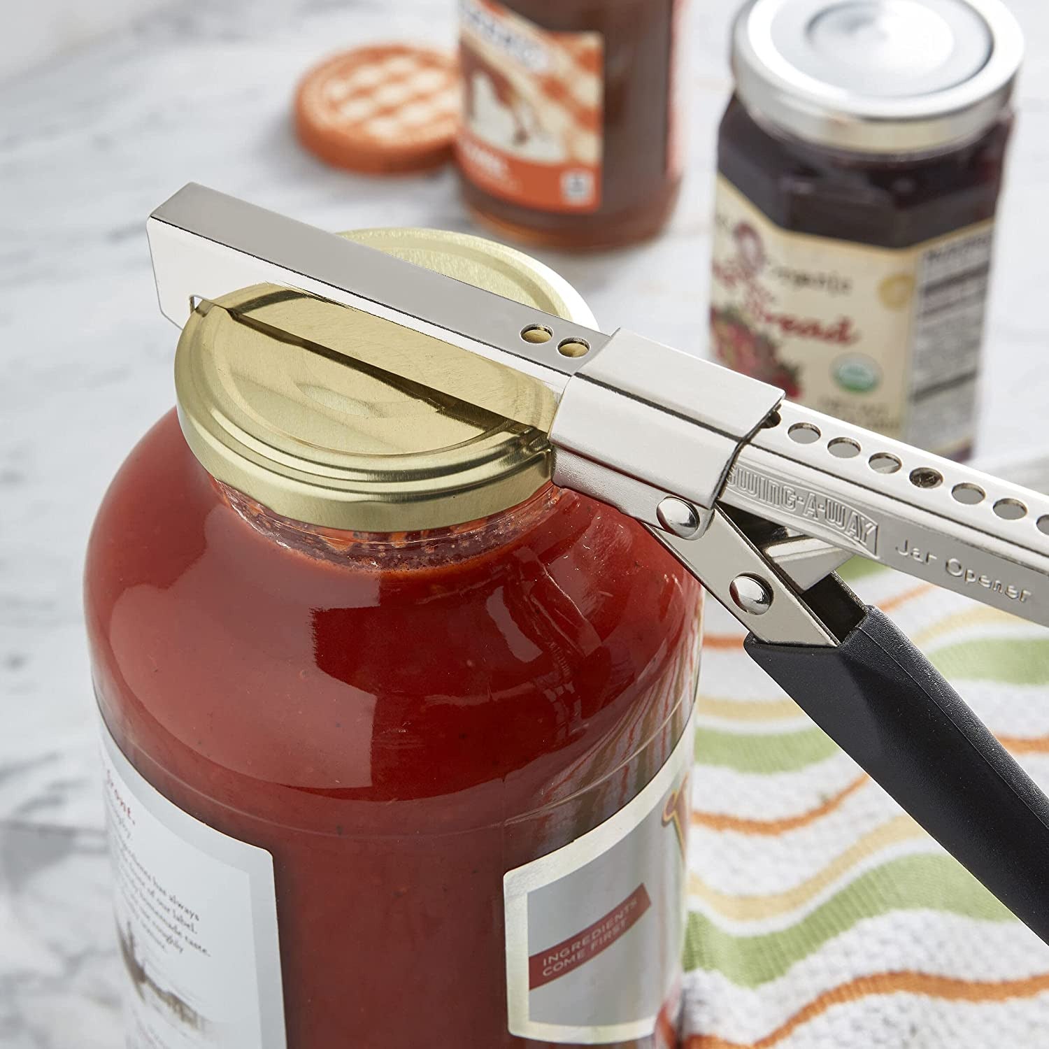 Good Grips Twisting Jar Opener