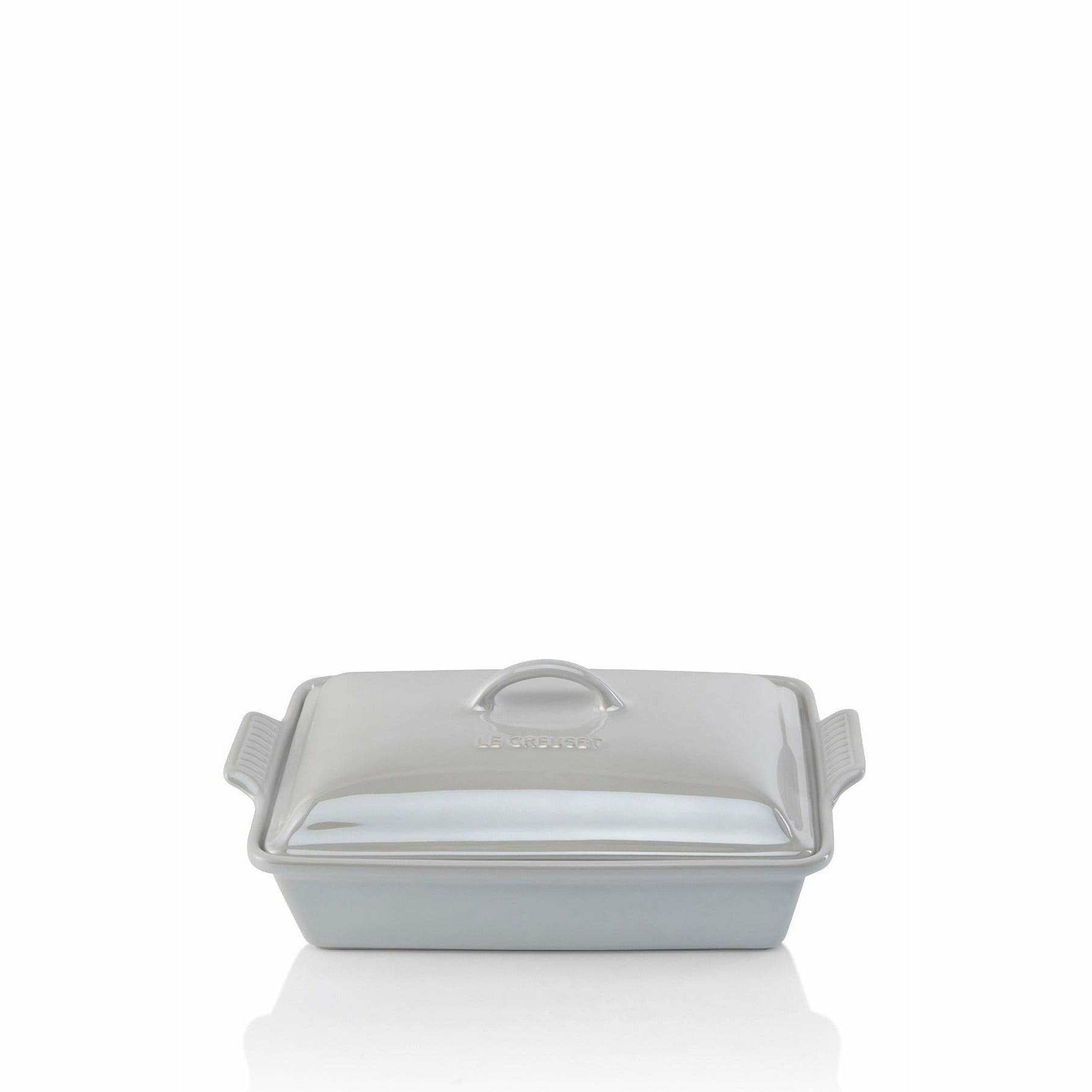 Le Creuset 1.75 Quart Fish Baker - Sea Salt with Stainless Steel Knob