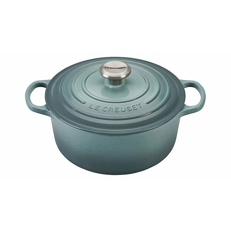 https://cdn.shopify.com/s/files/1/0269/2294/2529/products/le-creuset-LS2501-24717SS-angled_1800x1800.jpg?v=1694191499