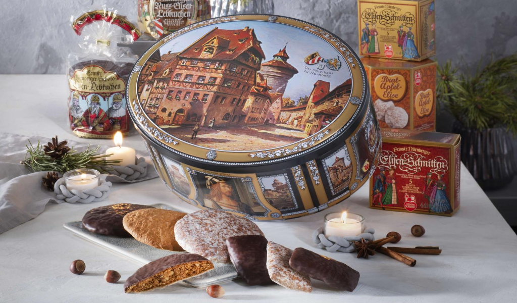 Gingerbread World Blog - Albrecht Duerer House and Lebkuchen Schmidt Chest