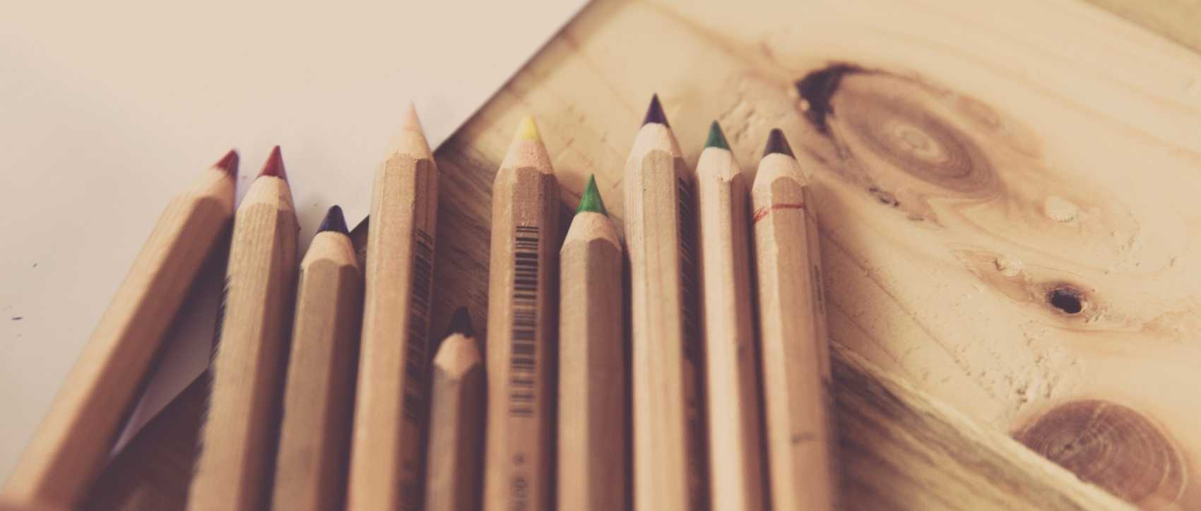 Comment dessiner un coq crayons de couleurs