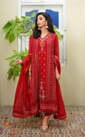 The Most Stellar Karwa Chauth Outfits All Newly-Wed Brides Will Love |  Party wear indian dresses, Special dresses, Indian dresses traditional