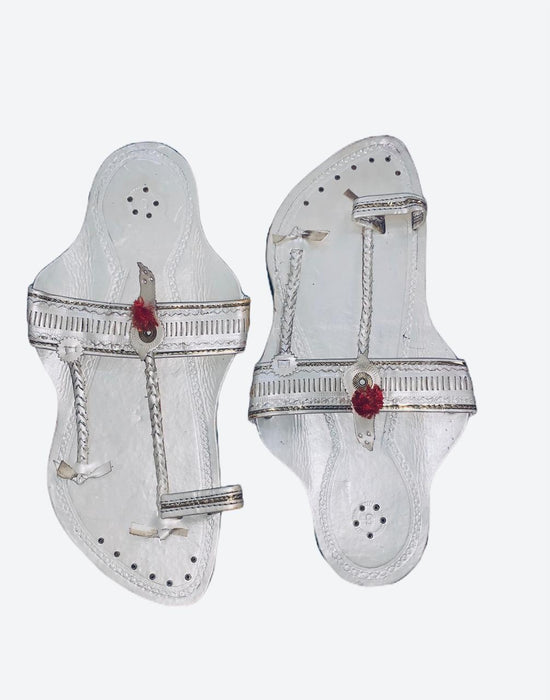 kolhapuri chappal white