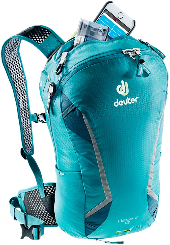 Deuter ドイター の自転車用バックパック Race シリーズのモデル新色人気です