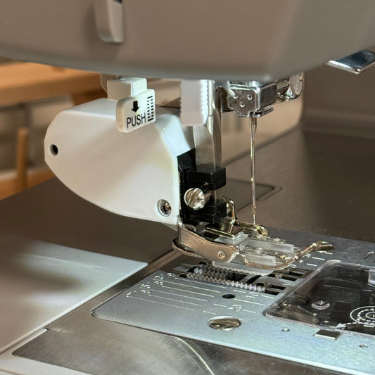 Adjustable Zipper Foot for Singer Sewing Machine