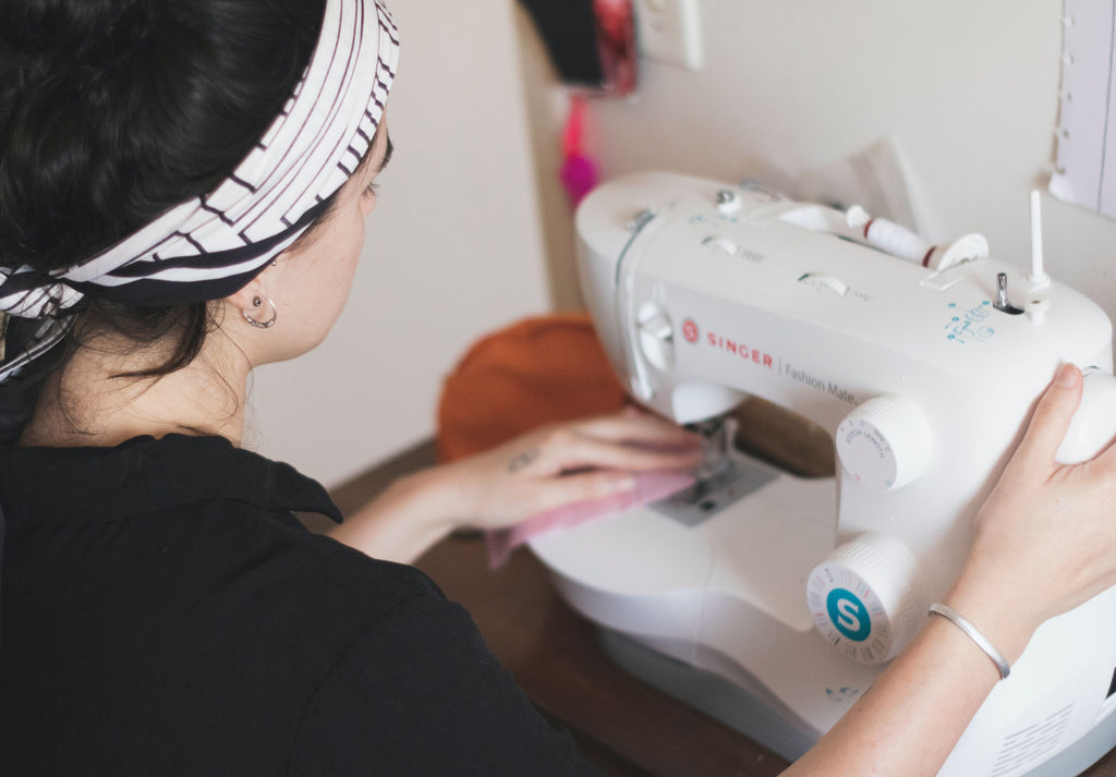 How To Clean Your Sewing Machine 