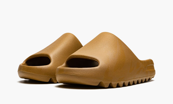 yeezy slides 4.5