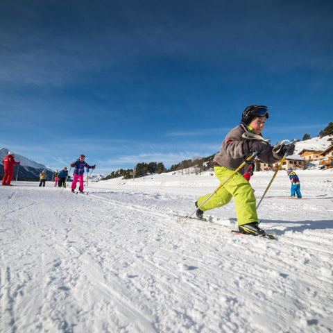 Ski de fond enfant randonnée famille 