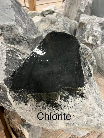 chlorite for sculpture