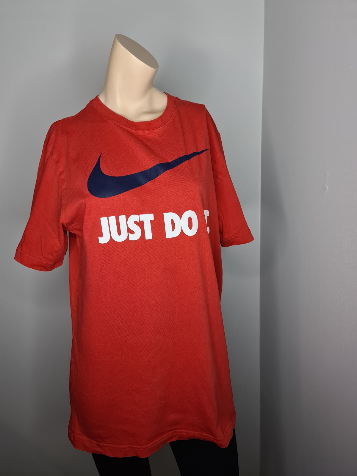 red nike just do it shirt