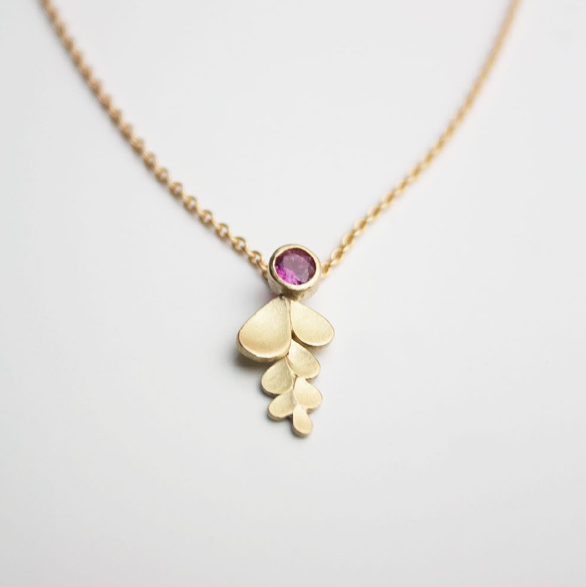 Wisteria 18ct. Gold and Ruby Necklace – Dagmar Korecki Jewellery