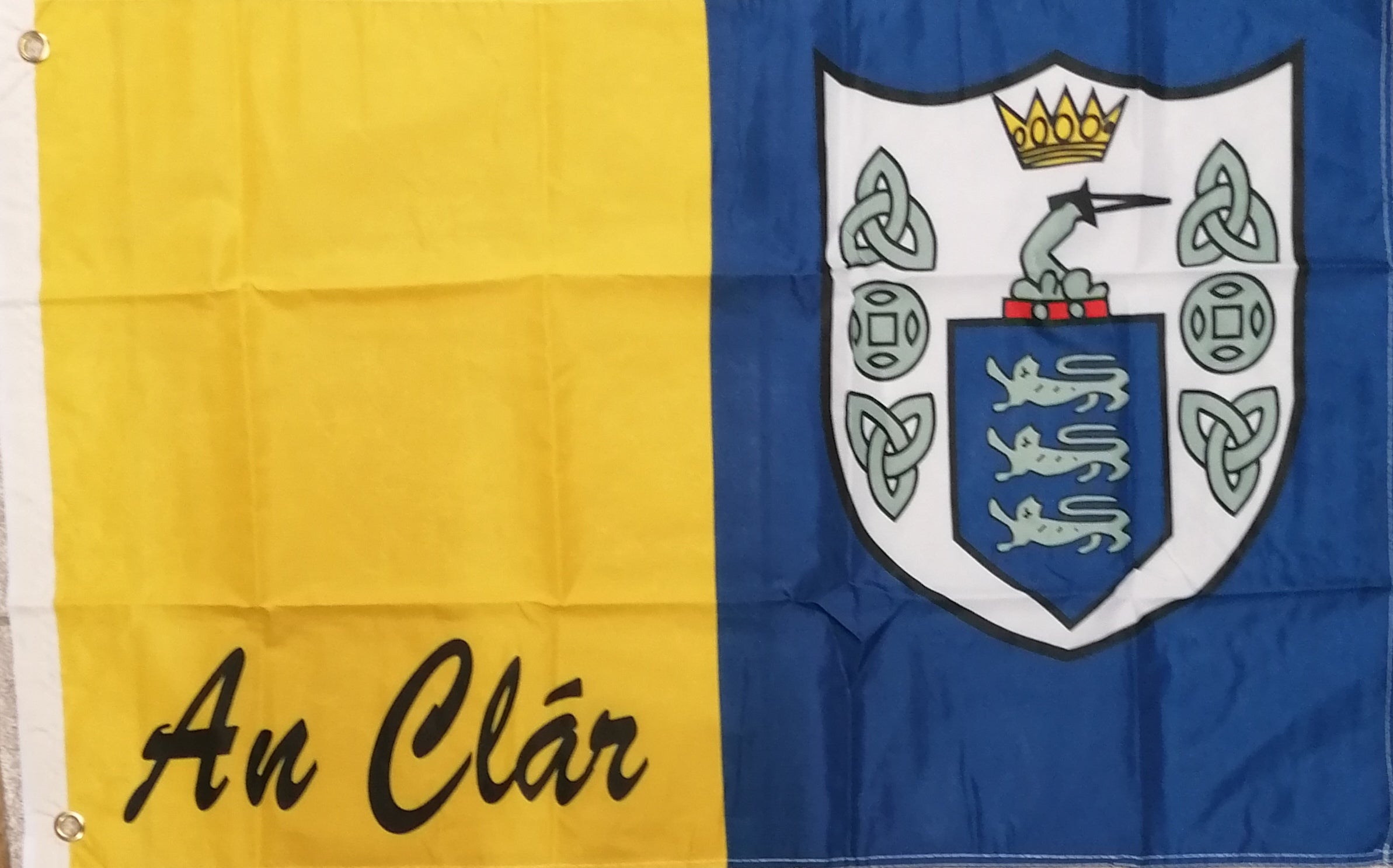 County Clare flag. 90cm x 60 cm – Price Busters Ballina