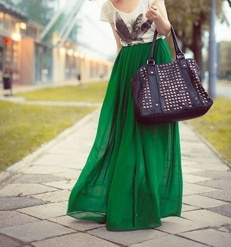 What is a green maxi skirt?