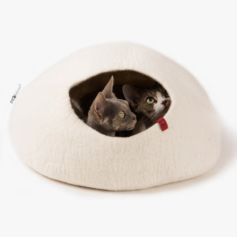 Wool Cat Caves at Made Moggie