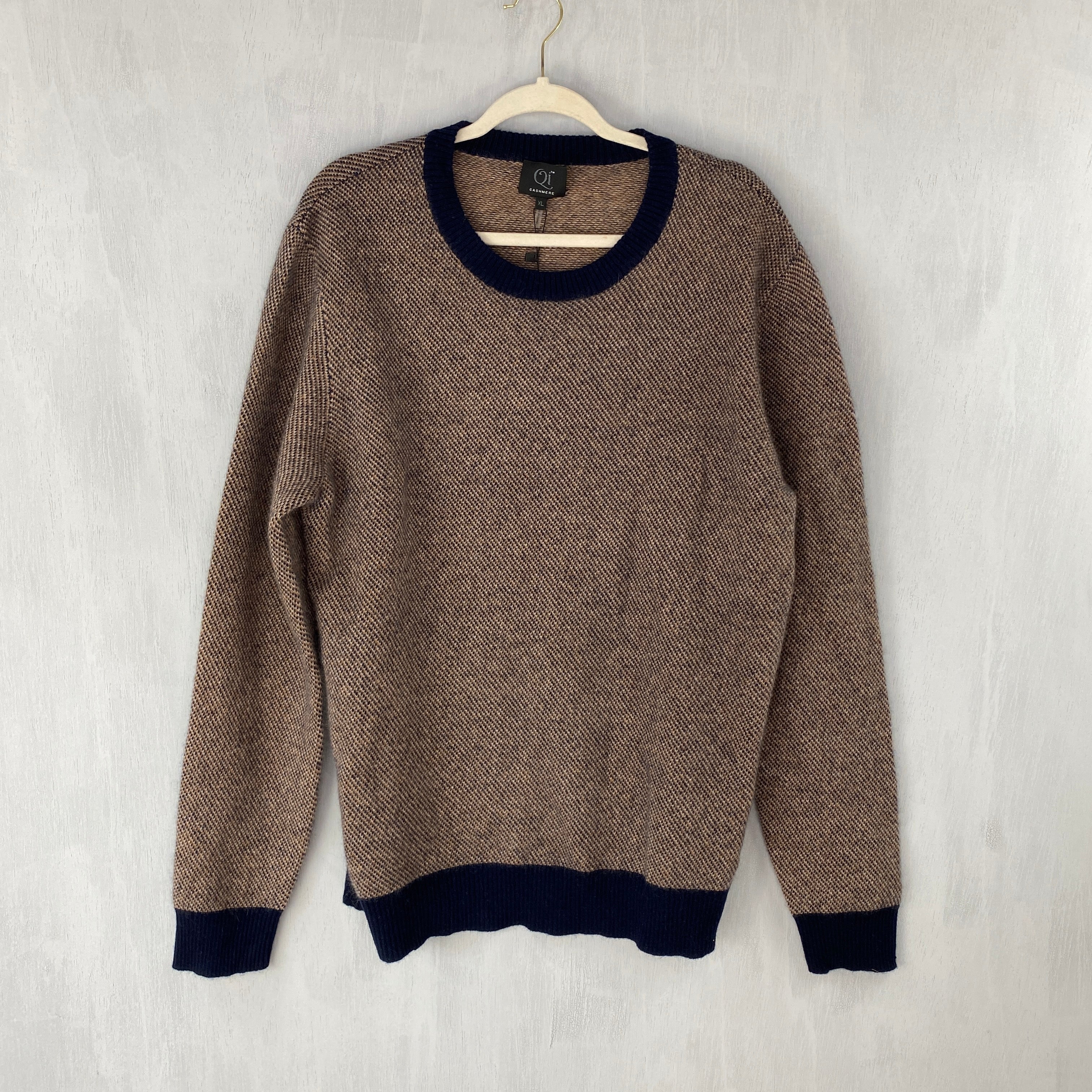 QI Men's Cashmere Crewneck Sweater