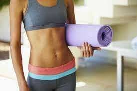 femme-fitness-tapis-yoga