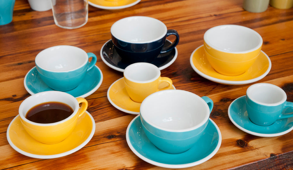 How do colors affect flavour perception of coffee?