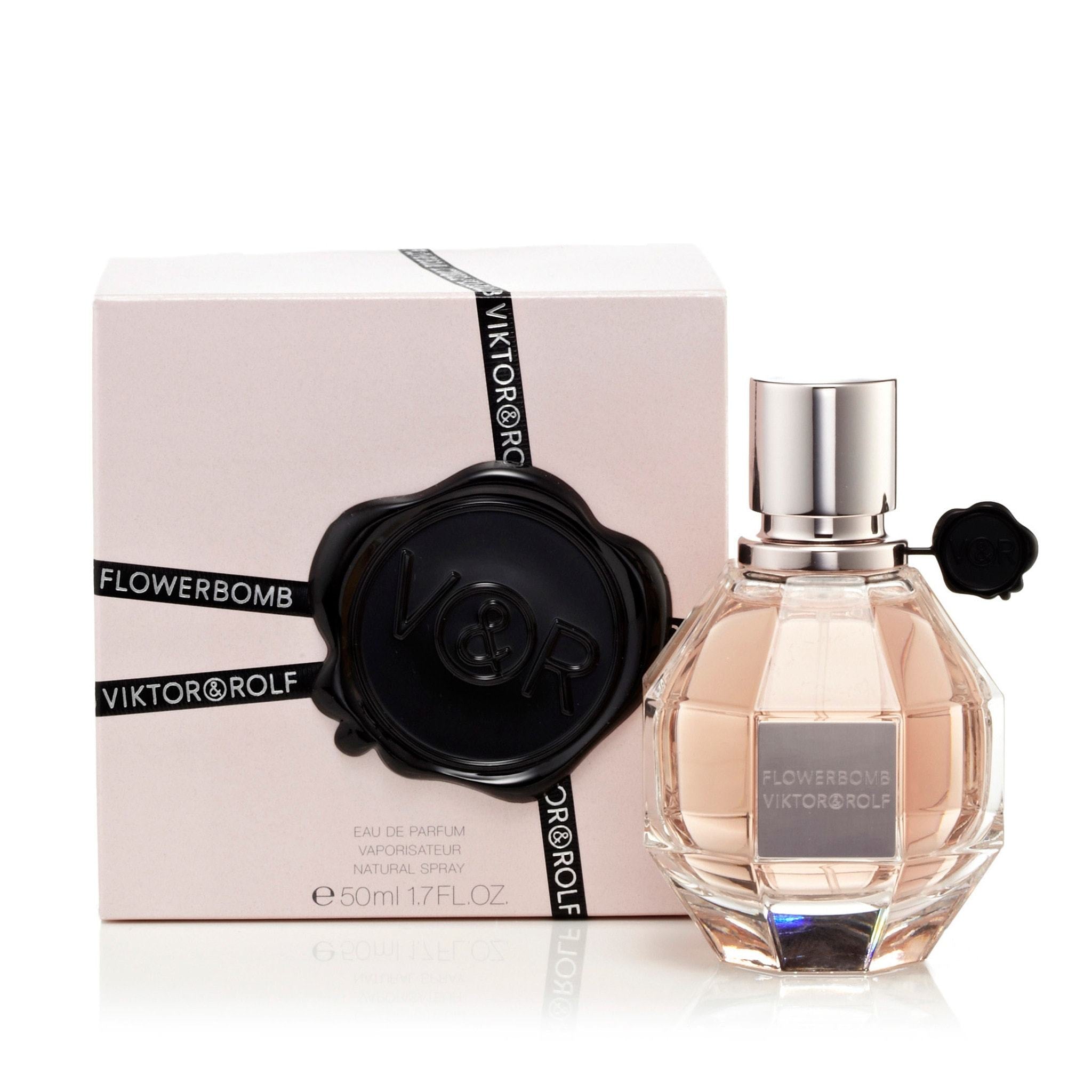 victoria rolf flowerbomb perfume