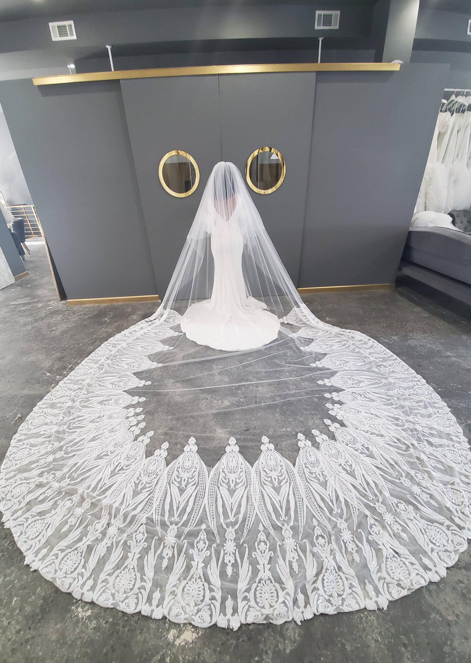 PantoraBridal Cathedral's Paris Veil for Women