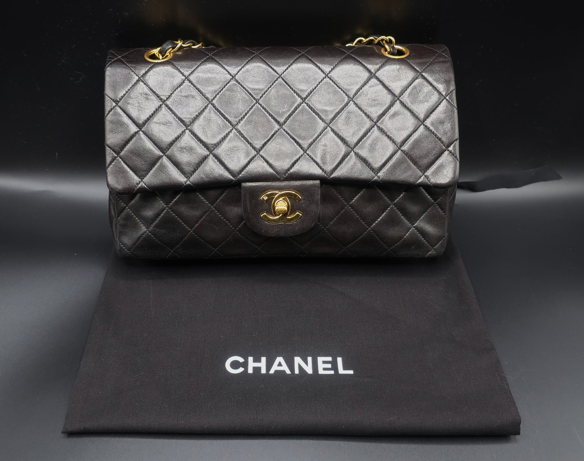 Chanel Timeless Bag 25 CM – hk-vintage