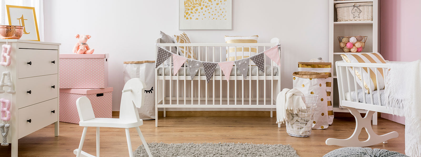 Chambre de bébé dans le style scandinave