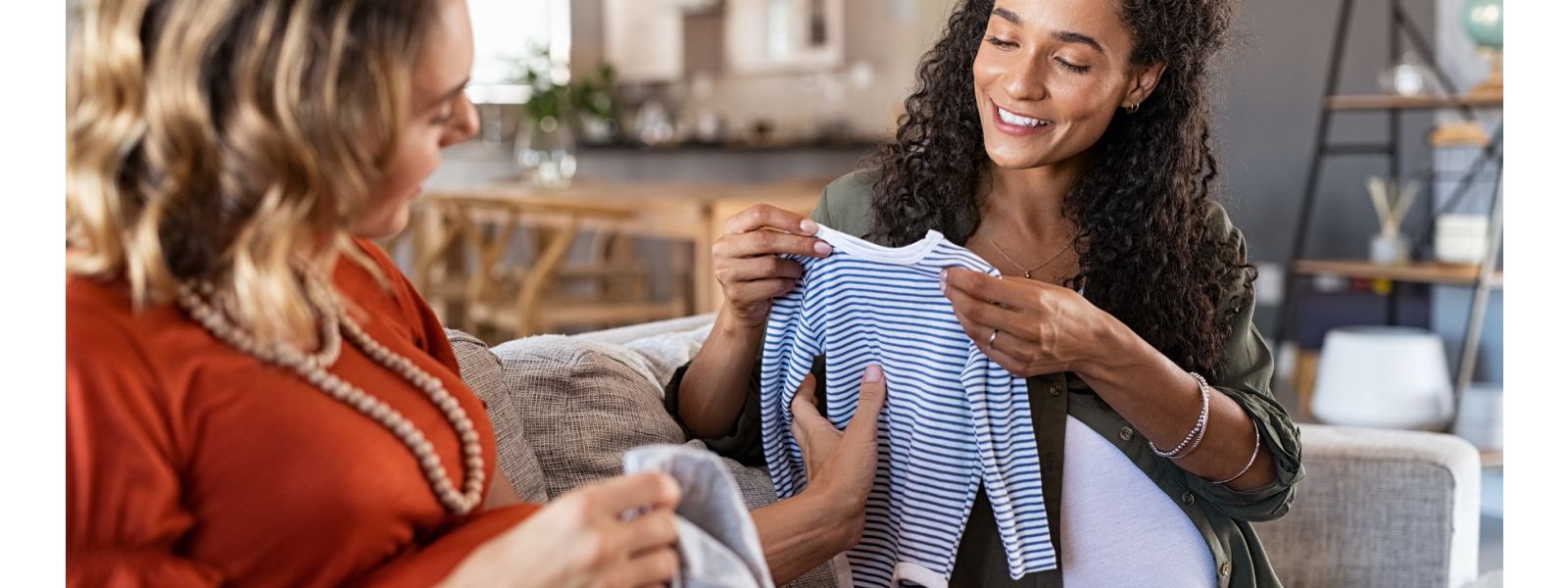 ECHANGE DE VÊTEMENTS DE BÉBÉ