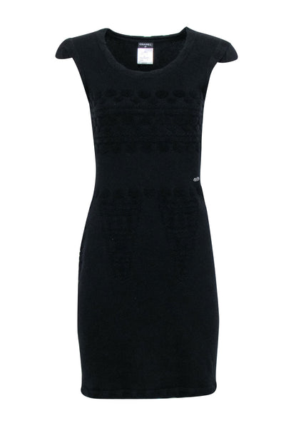 Scoop Neck Cap Sleeves Little Black Dress