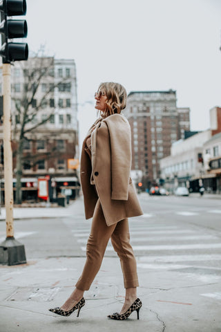 caramel blonde with caramel neutral outfit