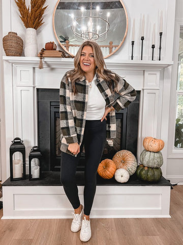 fall day black leggings outfit