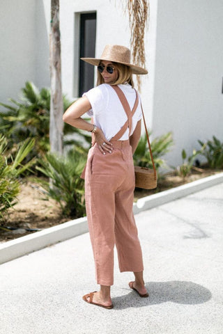 cute overall jumpsuit outfit